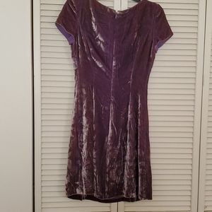 OSCAR DE LA RENTA purple crushed velvet dress